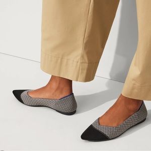 Rothy’s the point II in Grey Mist Captoe